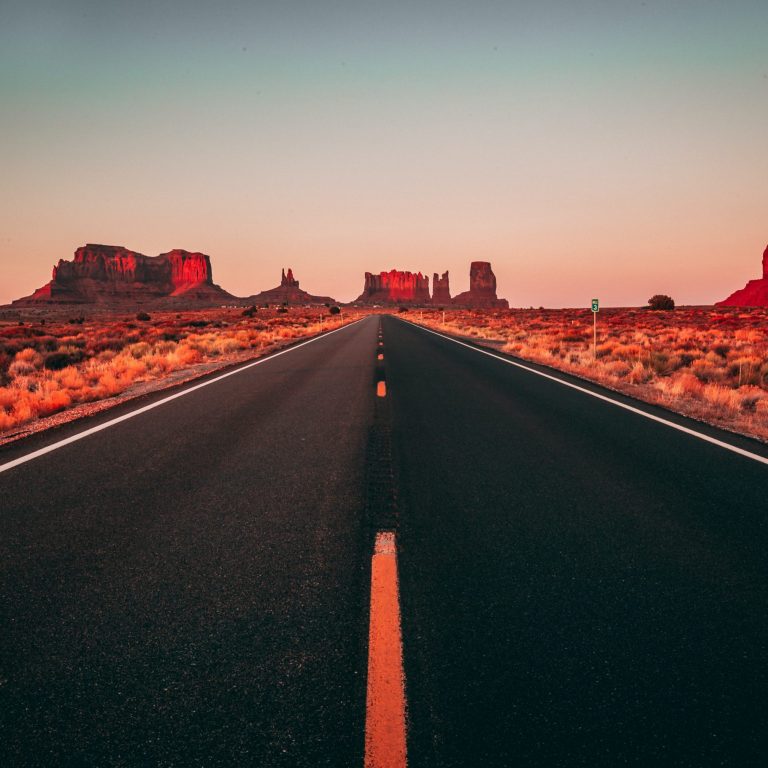 florian-schneider-NdBsn0WQadw-unsplash
